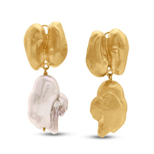  Perle Collection 21K Gold Double Cashew Una Baroque Pearl Drop Earrings