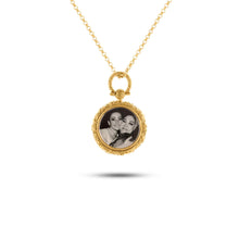  Tesoro Collection 21K Gold Picture Frame Pendant